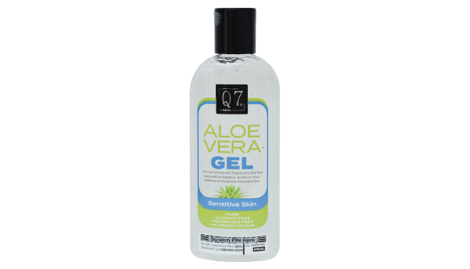 Q7 Aloe Vera Gel Sensitive Skin