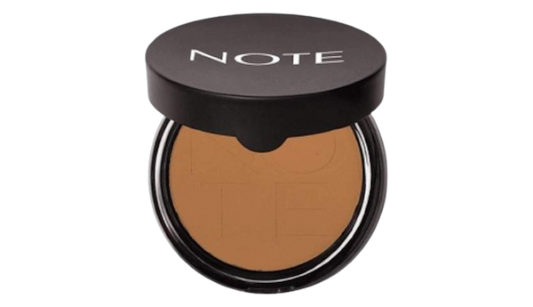 Note cosmetique luminous silk compact powder