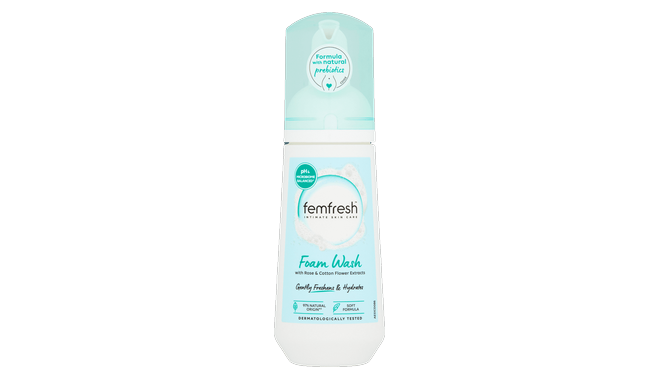 Femfresh pH And Microbiome Balanced Foam Wash (Rose And Cotton Flowers Extract)