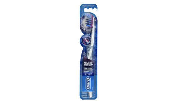 Oral -B 3D White Tooth Brush