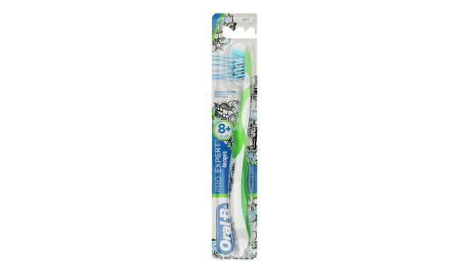 Oral B Pro Expert Tooth Brush