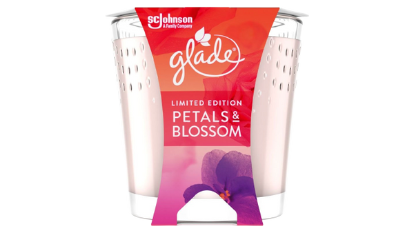Glade Petals And Blossom Scented Candle