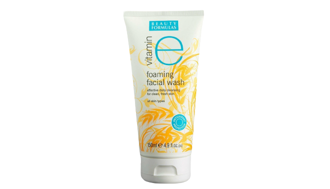 Beauty Formulas Vitamin C Foaming Facial Wash