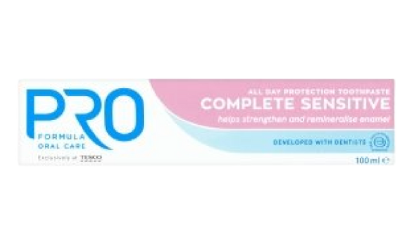 Pro Formular Complete Sensitive Tooth Paste