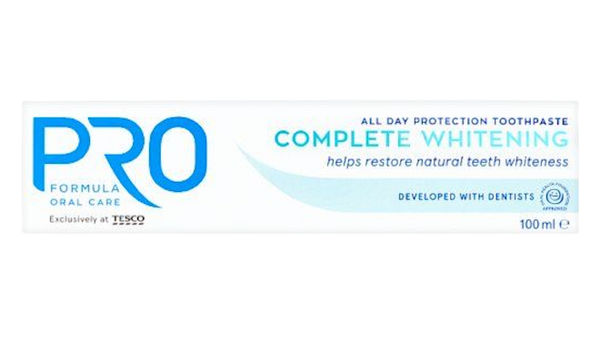 Pro Formular Complete Whitening Tooth Paste