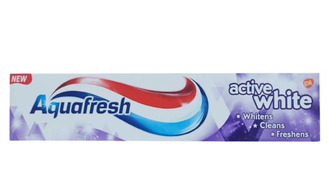 Aqua Fresh Active Whitens Cleans Freshens