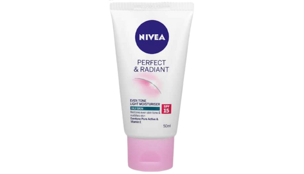 Nivea Perfect And Radiant Even Tone Light Moisturizer