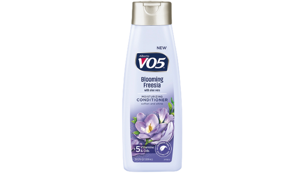 V05 Herbal Escapes Moisturizing Conditioner